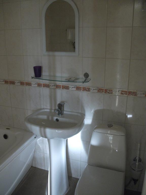 Daugavkrasti Hotel Jēkabpils المظهر الخارجي الصورة